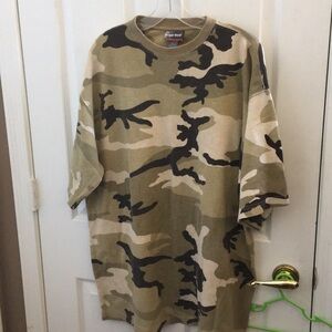 FINAL MARKDOWN Men’s regal wear t shirt xl